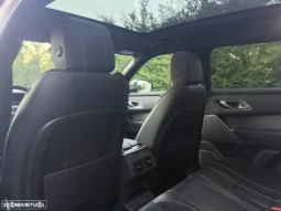 
										Land Rover Range Rover Velar 2.0 D R-Dynamic HSE full									