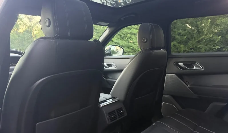 
								Land Rover Range Rover Velar 2.0 D R-Dynamic HSE full									