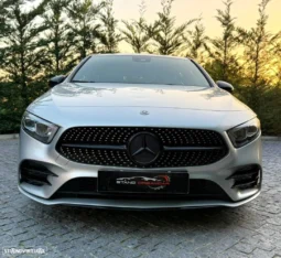 
										Mercedes-Benz A 180 d 7G-DCT AMG Line full									