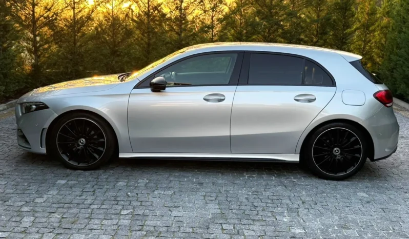 
								Mercedes-Benz A 180 d 7G-DCT AMG Line full									