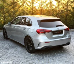 
										Mercedes-Benz A 180 d 7G-DCT AMG Line full									