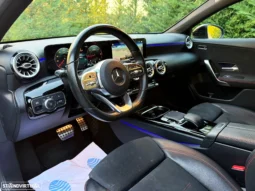 
										Mercedes-Benz A 180 d 7G-DCT AMG Line full									