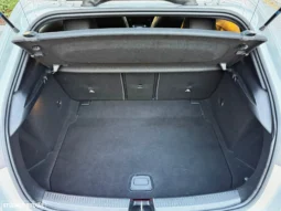 
										Mercedes-Benz A 180 d 7G-DCT AMG Line full									