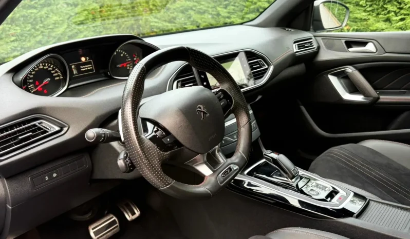 
								Peugeot 308 1.5 BlueHDi GT Pack EAT8 full									