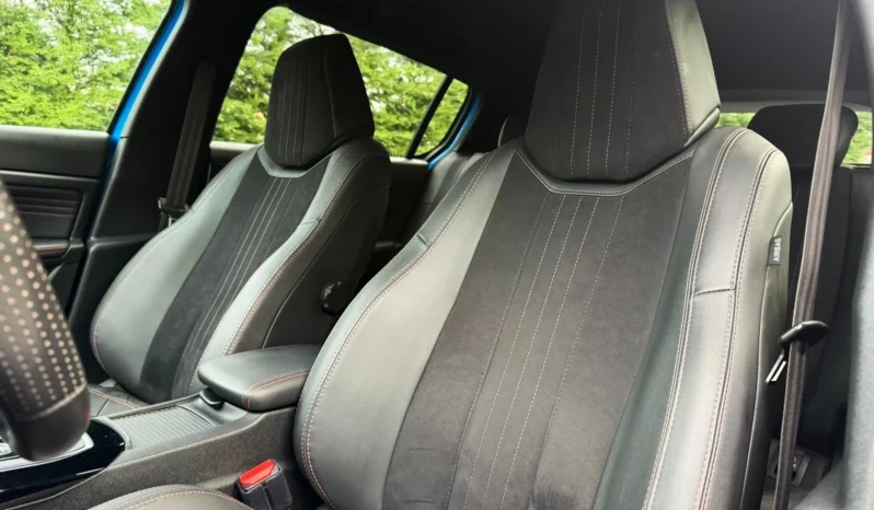
								Peugeot 308 1.5 BlueHDi GT Pack EAT8 full									