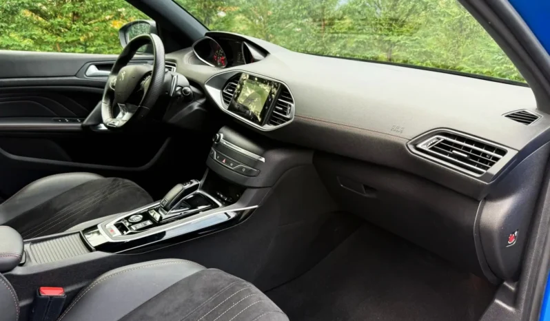 
								Peugeot 308 1.5 BlueHDi GT Pack EAT8 full									