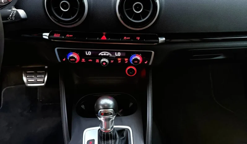 
								Audi S3 2.0 TFSi quattro S tronic full									
