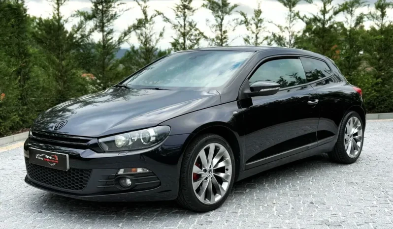 
								VW Scirocco 2.0 TDI Sport full									
