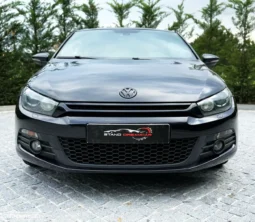 
										VW Scirocco 2.0 TDI Sport full									