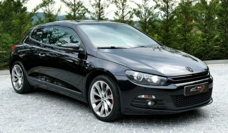 
								VW Scirocco 2.0 TDI Sport full									