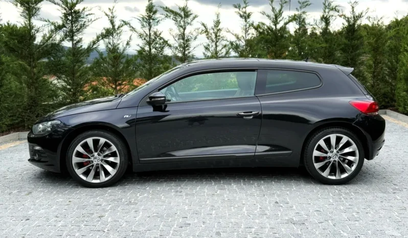 
								VW Scirocco 2.0 TDI Sport full									