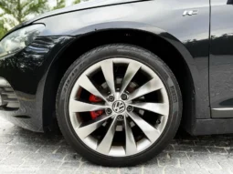 
										VW Scirocco 2.0 TDI Sport full									