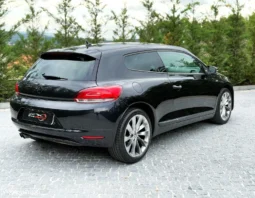 
										VW Scirocco 2.0 TDI Sport full									