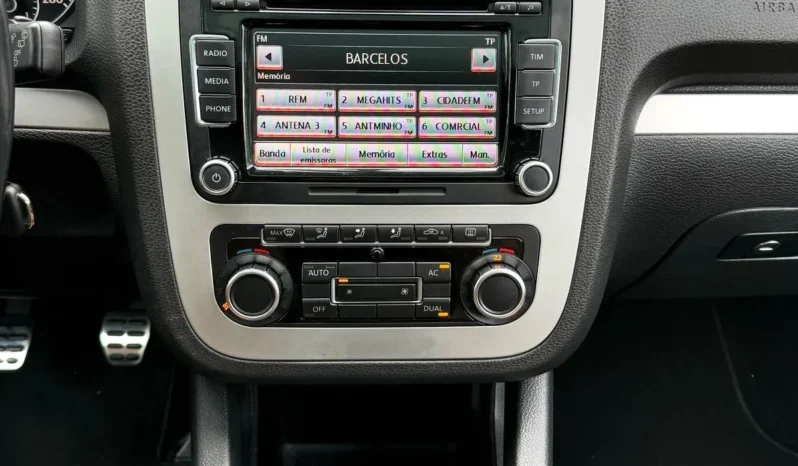 
								VW Scirocco 2.0 TDI Sport full									