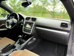 
										VW Scirocco 2.0 TDI Sport full									