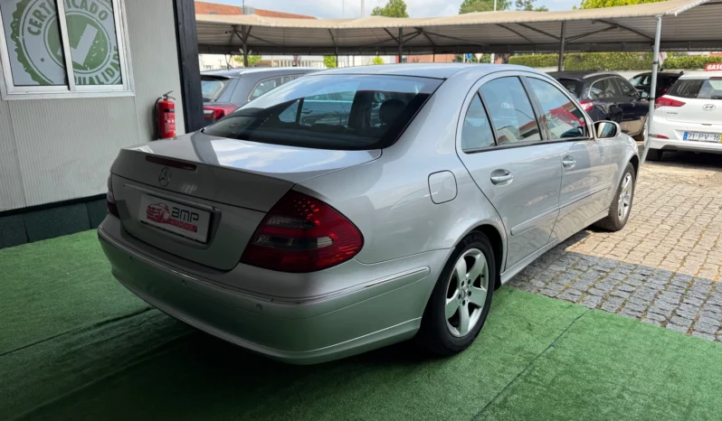 
								Mercedes-Benz E 220 CDI Avantgarde DPF full									