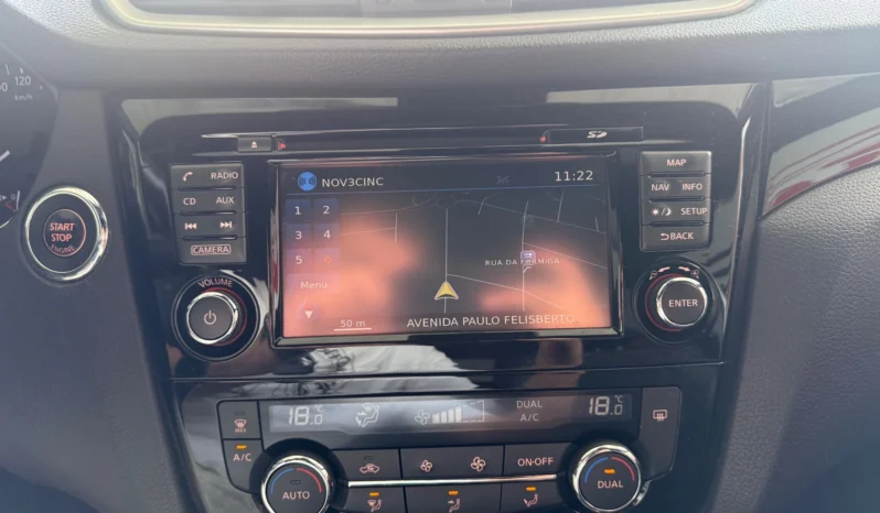 
								Nissan Qashqai 1.5 dCi N-Connecta full									
