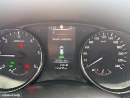 
										Nissan Qashqai 1.5 dCi N-Connecta full									
