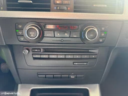 
										BMW 318 d DPF Edition Sport full									