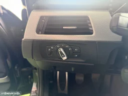 
										BMW 318 d DPF Edition Sport full									