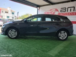 
										Kia Ceed 1.0 T-GDI 120 OPF Nightline Edition full									