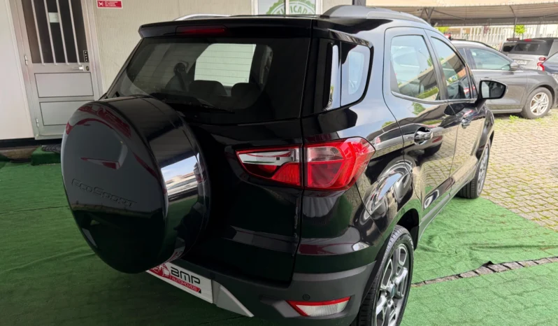
								Ford EcoSport 1.5 TDCi Titanium full									