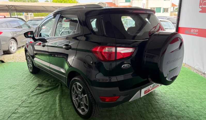 
								Ford EcoSport 1.5 TDCi Titanium full									