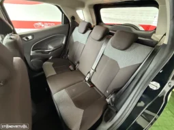 
										Ford EcoSport 1.5 TDCi Titanium full									