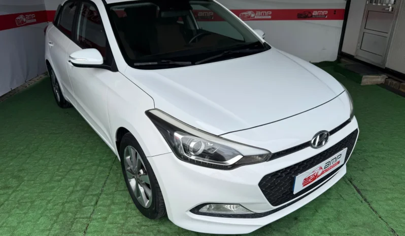
								Hyundai i20 1.2 Blue LED full									