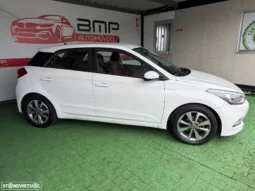 
										Hyundai i20 1.2 Blue LED full									