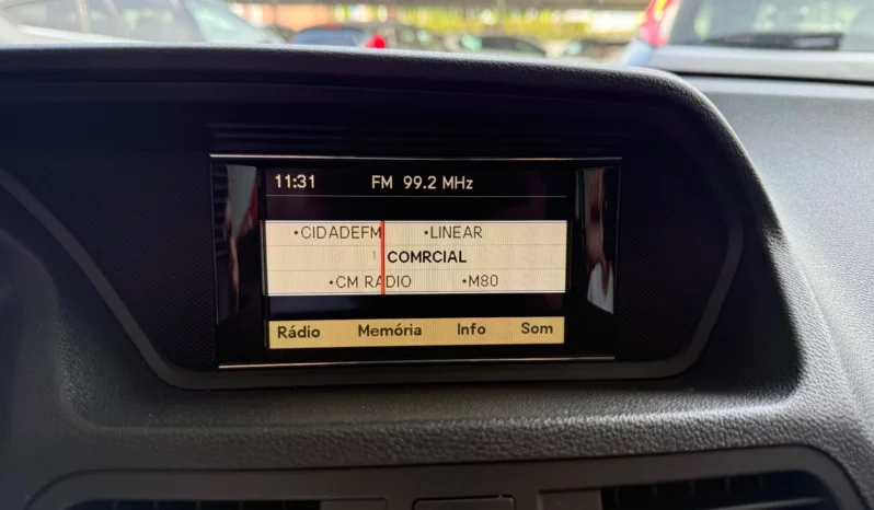 
								Mercedes-Benz E 250 CDI Avantgarde BlueEfficiency full									