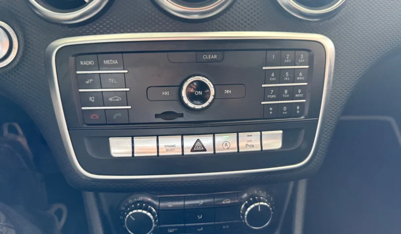 
								Mercedes-Benz A 180 d Fleet Pack Urban full									
