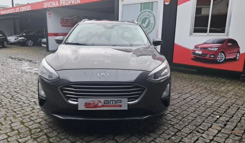 
								Ford Focus SW 1.5 TDCi EcoBlue Vignale full									