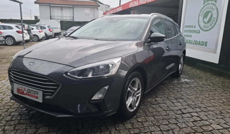 
								Ford Focus SW 1.5 TDCi EcoBlue Vignale full									