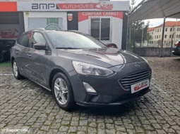 
										Ford Focus SW 1.5 TDCi EcoBlue Vignale full									