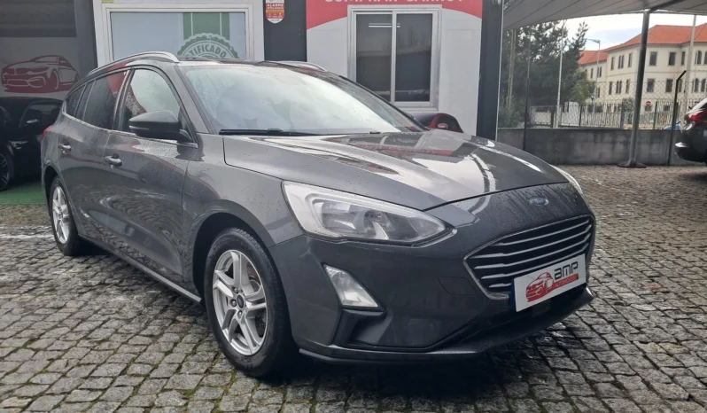 
								Ford Focus SW 1.5 TDCi EcoBlue Vignale full									
