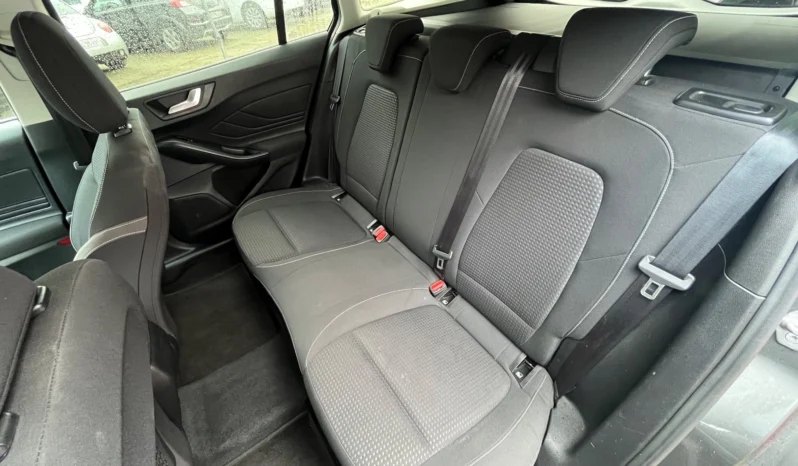 
								Ford Focus SW 1.5 TDCi EcoBlue Vignale full									