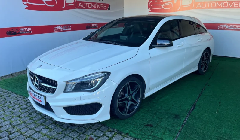 
								Mercedes-Benz CLA 200 d Shooting Brake AMG Line full									
