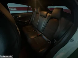 
										Mercedes-Benz CLA 200 d Shooting Brake AMG Line full									