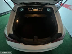 
										Mercedes-Benz CLA 200 d Shooting Brake AMG Line full									