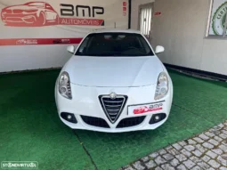 
										Alfa Romeo Giulietta 1.6 JTDM Distinctive full									