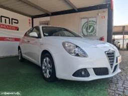 
										Alfa Romeo Giulietta 1.6 JTDM Distinctive full									