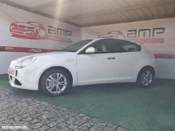
										Alfa Romeo Giulietta 1.6 JTDM Distinctive full									