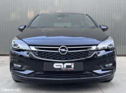 
										Opel Astra Sports Tourer full									