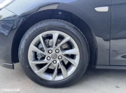 
										Opel Astra Sports Tourer full									