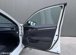 
										Honda Civic 1.6 i-DTEC Automatic S full									