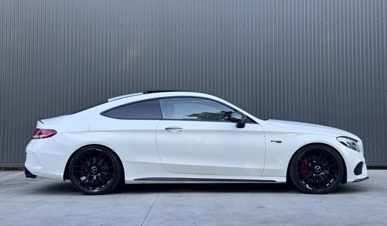 
								Mercedes-Benz C 43 AMG 4Matic 9G-TRONIC Night Edition full									