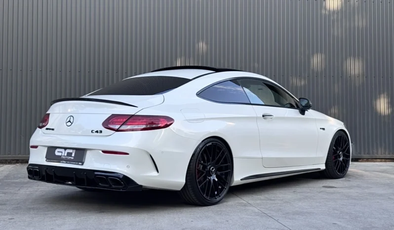
								Mercedes-Benz C 43 AMG 4Matic 9G-TRONIC Night Edition full									