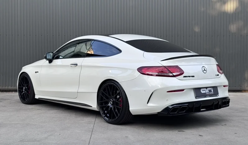 
								Mercedes-Benz C 43 AMG 4Matic 9G-TRONIC Night Edition full									