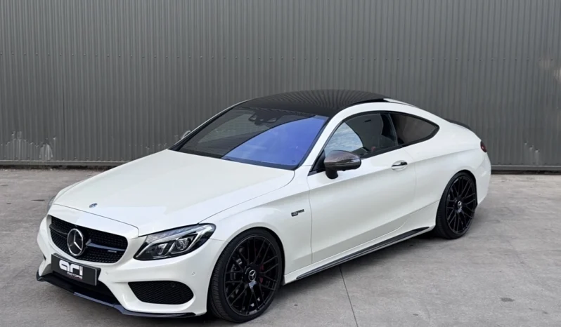 
								Mercedes-Benz C 43 AMG 4Matic 9G-TRONIC Night Edition full									